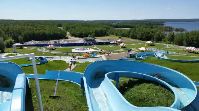 Hotels in Kenosee Lake