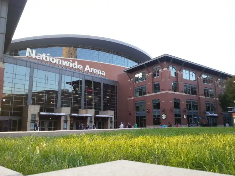 Hotels near Arena District