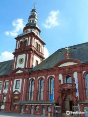 Altes Rathaus und Pfarrkirche St. Sebastian