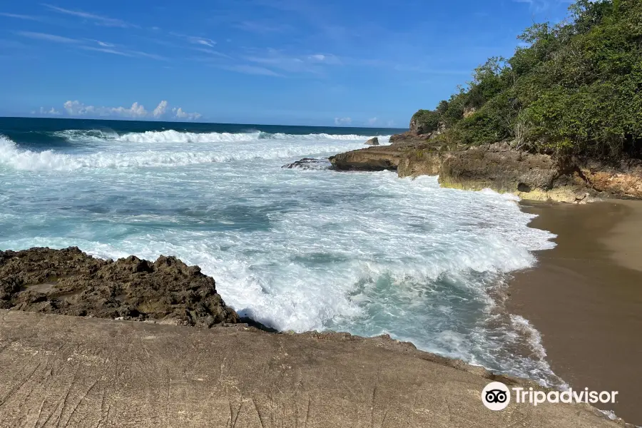 Puerto Hermina Beach