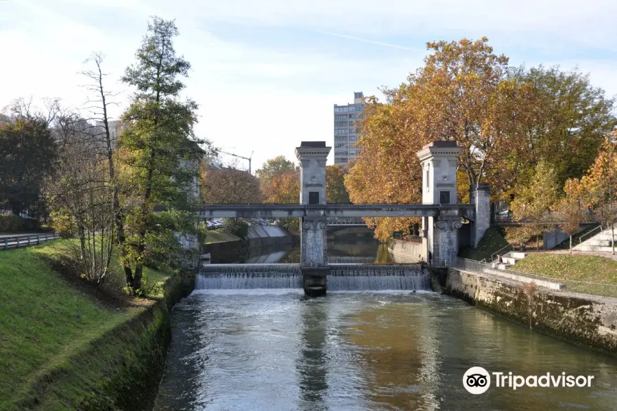 Ljubljanica River Barrier