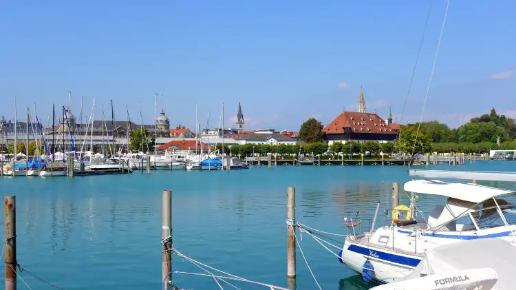 Hotels near Constance Harbour