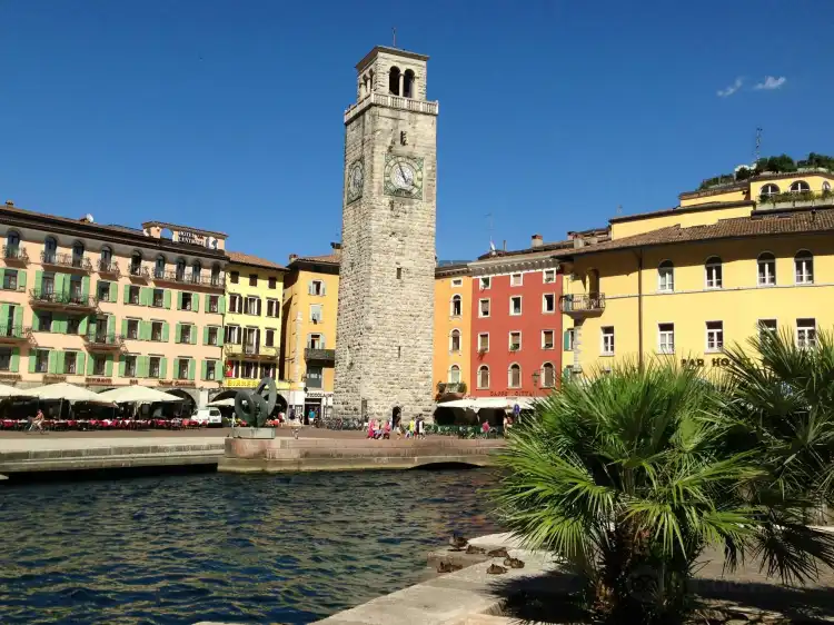 Hotels near Torre Apponale