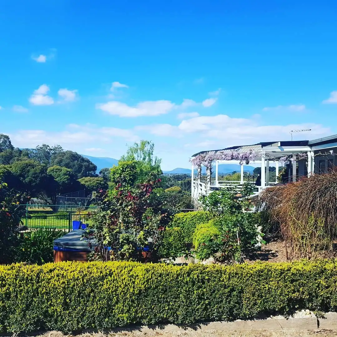 Hotels near Morgans Winery & Distillery