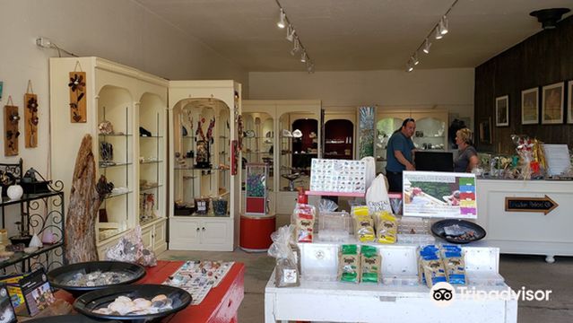 Cristal du Lac - Centre d'Activités Minéralogiques & Boutique