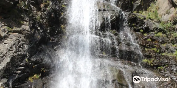 Cascade de Moles