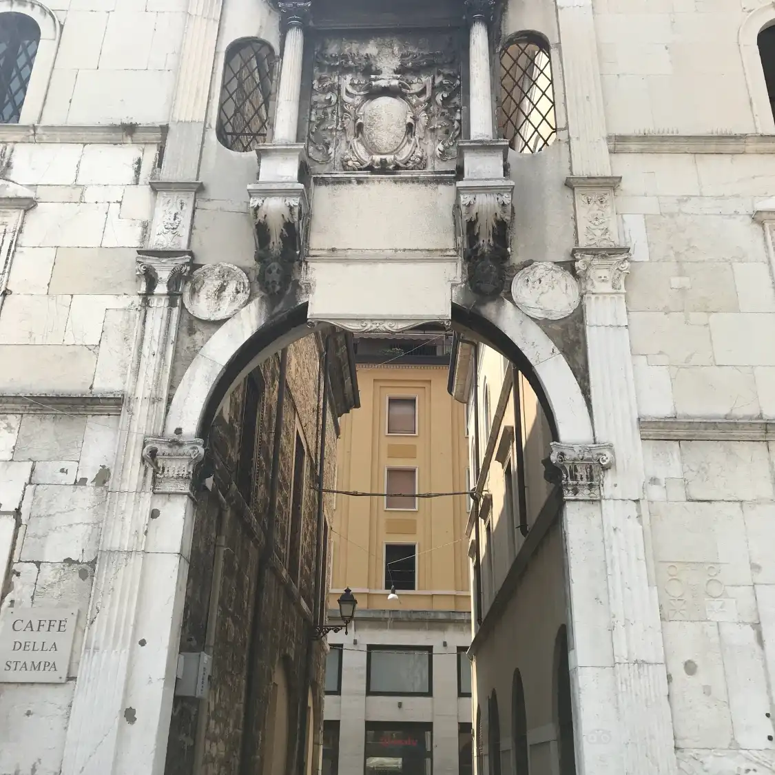 Hotel in zona Porta del Salarolo