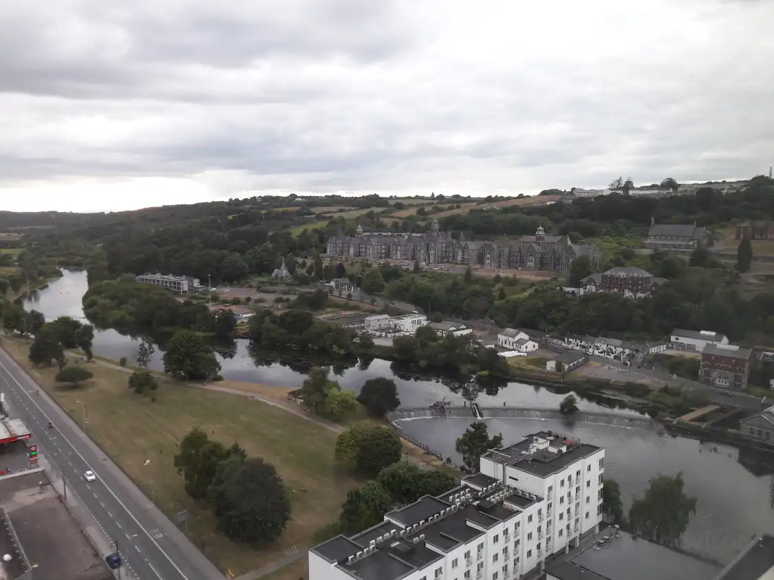 Hotels near Cork County Hall