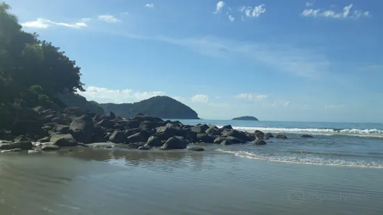 Praia Preta da Costa do Sul