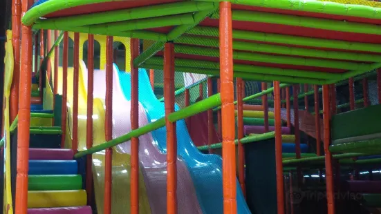 Hide N Seek Indoor Playground