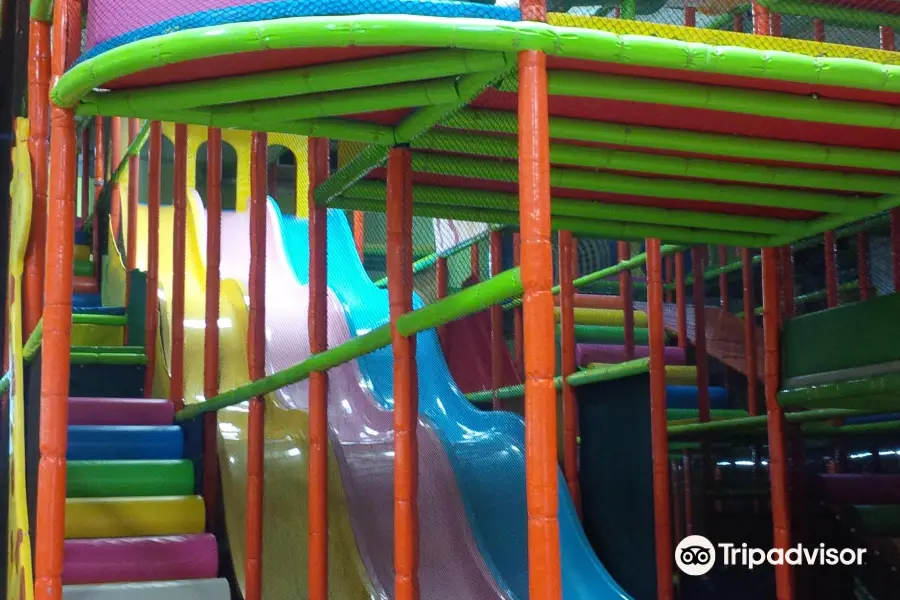 Hide N Seek Indoor Playground