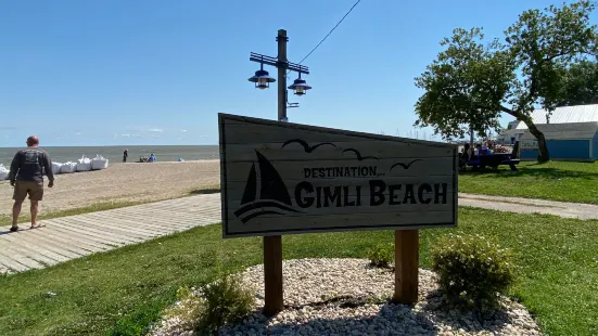 Gimli Beach