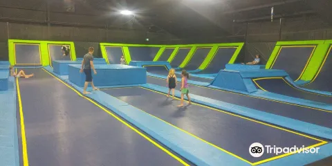 Fly High Trampoline Park