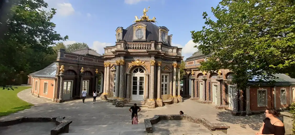 Hotels near Hermitage Old Palace