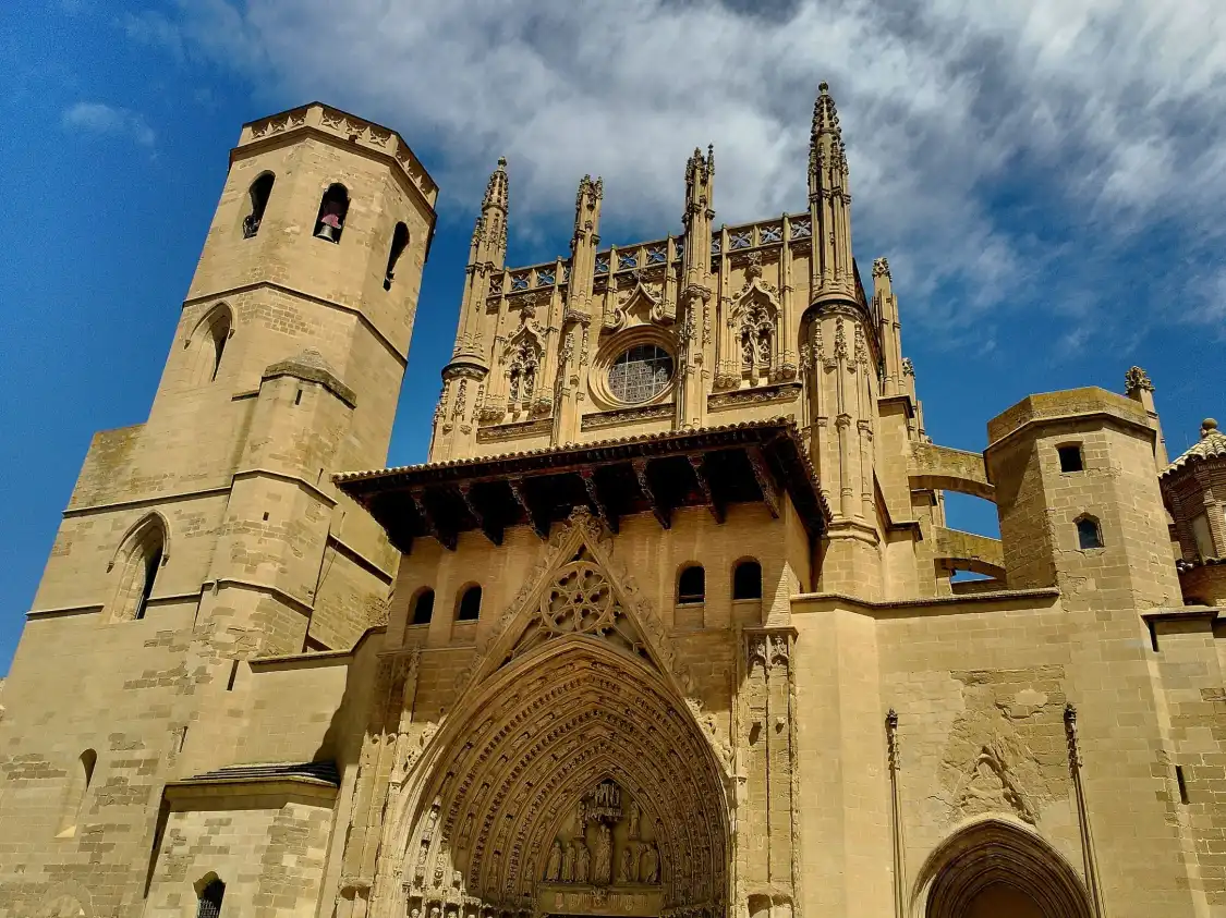 Hotels near Huesca Cathedral