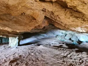 Cyclops Cave