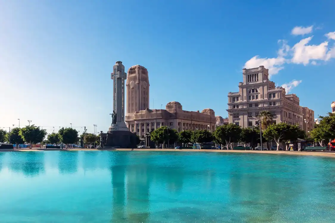Các khách sạn gần Plaza de Espana