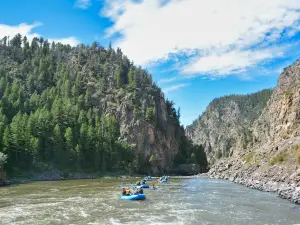 Liquid Descent Rafting - Kremmling
