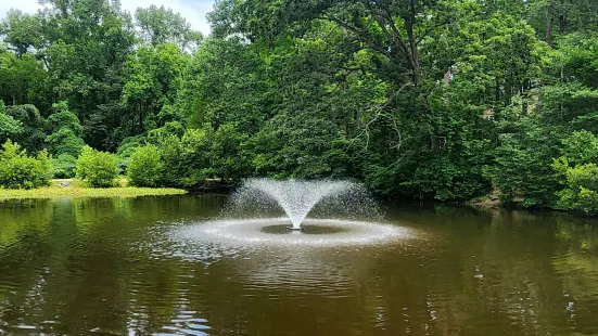 Squirrel Lake Park