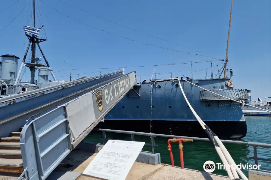 Musée naval flottant – Navire Georgios Averoff