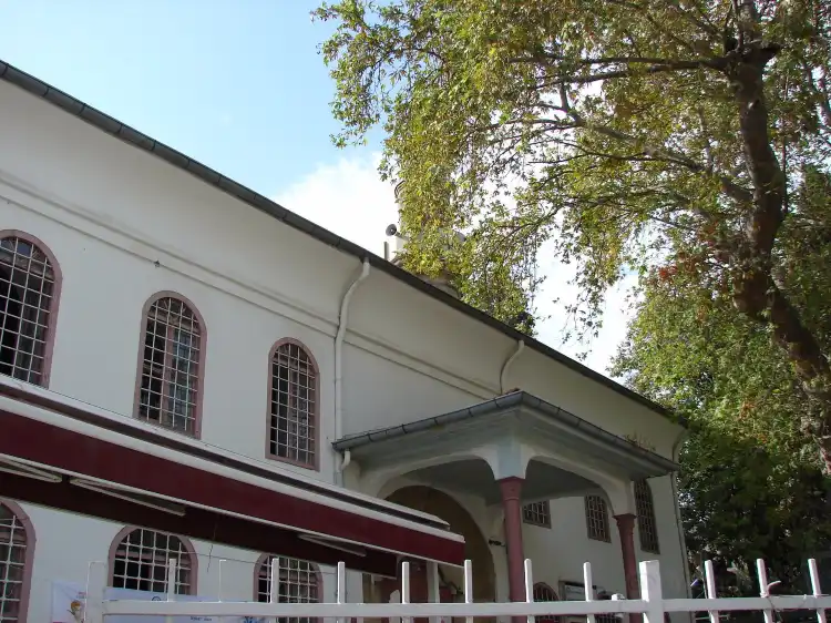 Hotel dekat Eski Mosque