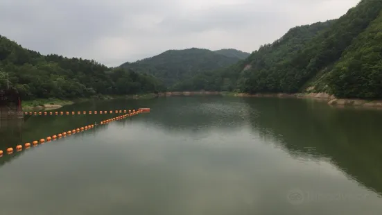 Tsukigata Dam