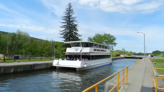 Erie Canal Cruises