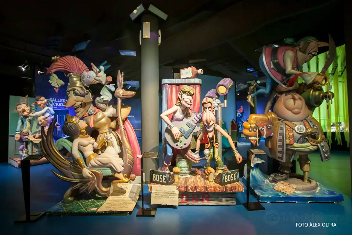 Museu Faller de Gandia 주변 호텔