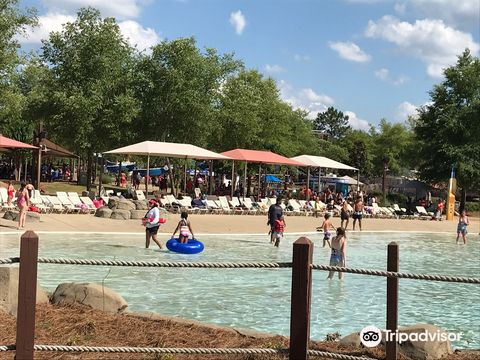 Geyser Falls Water Theme Park