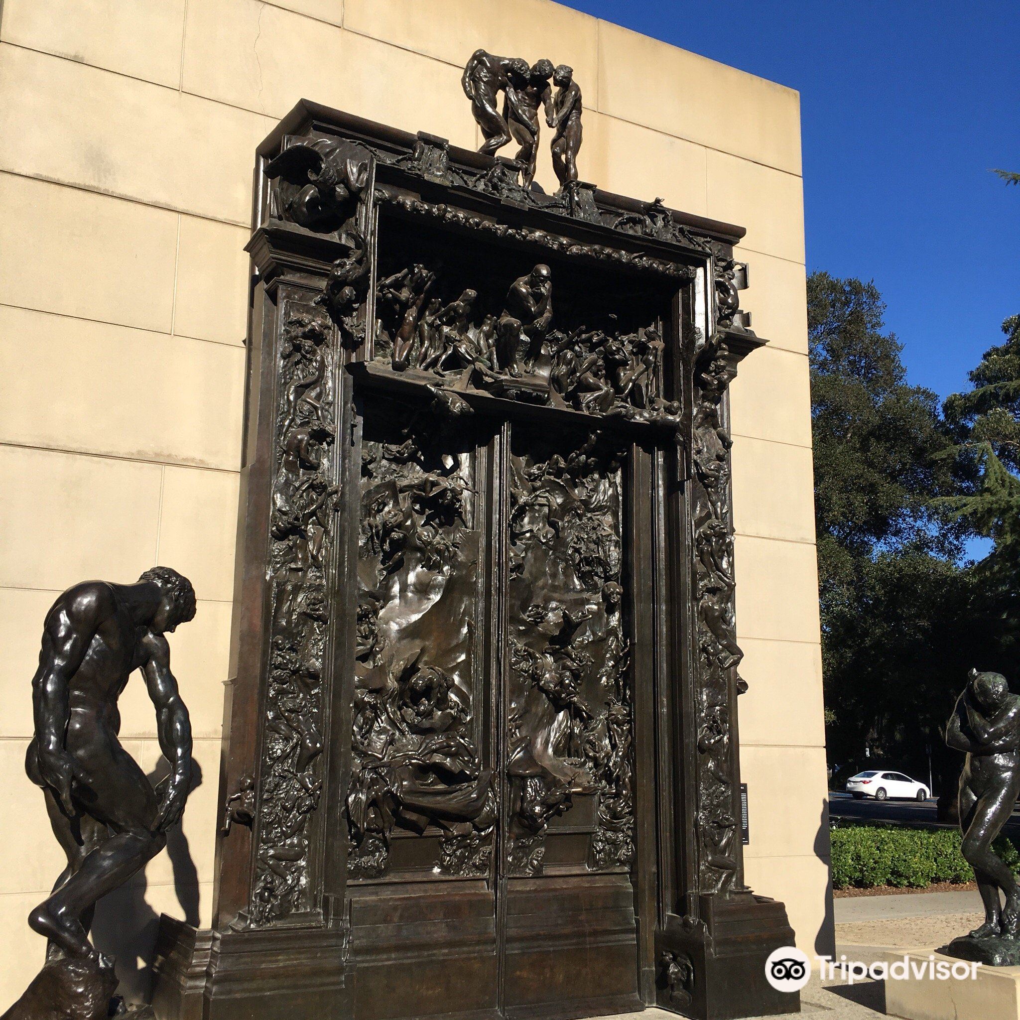 Swastikas Found on Stanford Memorial Church