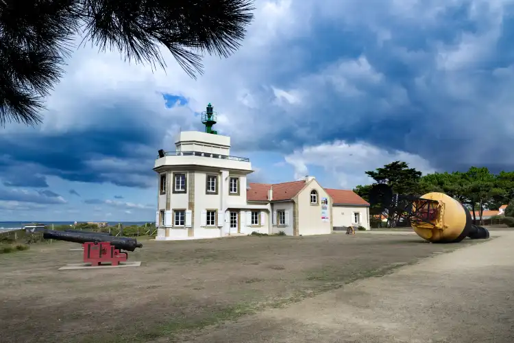 Hotels in Prefailles