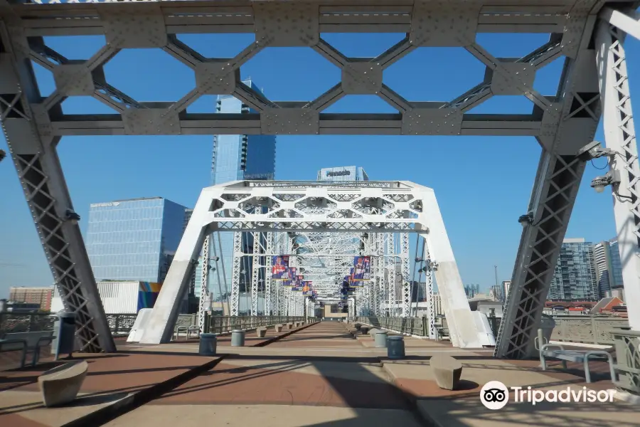 John Seigenthaler Pedestrian Bridge