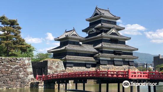 Matsumoto Castle Park