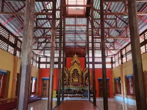 Wat Analayo