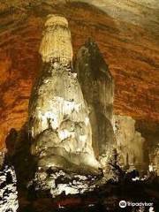 Grutas de la Catedral y del Ángel