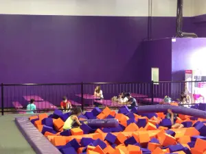 Formula Fun Trampoline Park Gurabo
