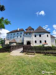 Nové Hrady Castle