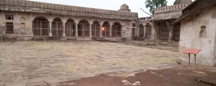 Raisen Fort