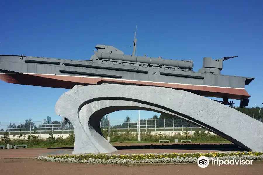 Monument to Motor Sailors of Baltic