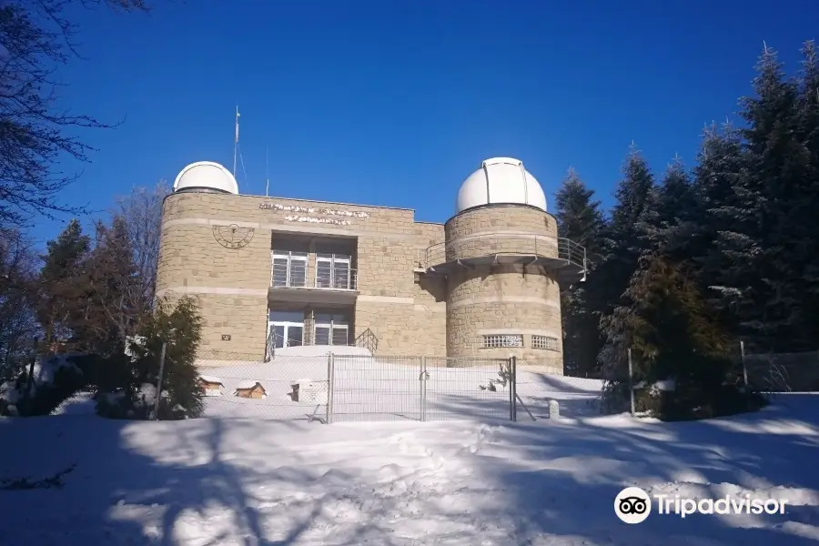 Обсерватория имени Тадеуша Банахевича на Любомире