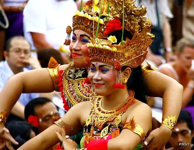 3_Kecak Dance Uluwatu