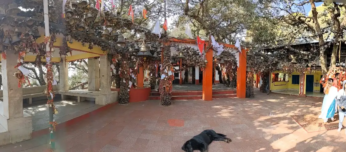 Hotels near Golu Devta Temple (Bell Temple), Ghorakhal