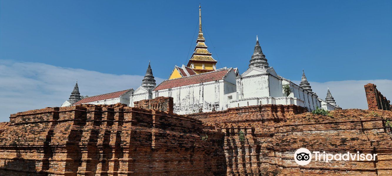 Prasat Nakhon Luang