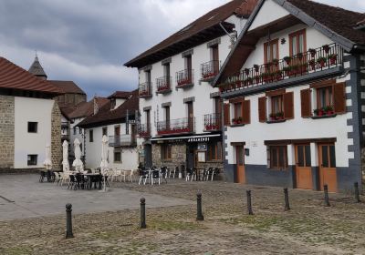 Plaza del Obispo Pablo Gurpide