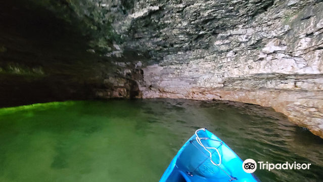 Cave Point Paddle and Pedal