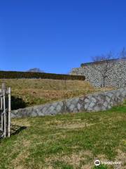 Yokosuka Castle ruin Park