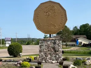 Loon Dollar Monument