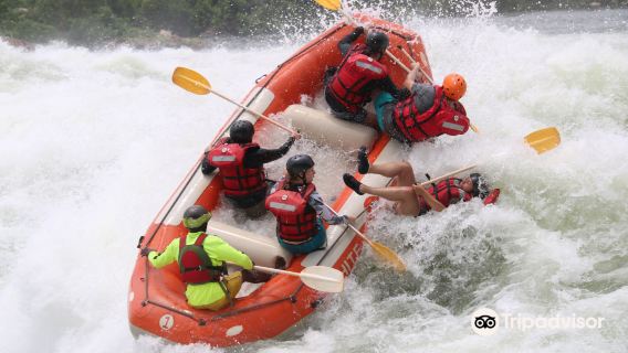 White Nile Rafting Ltd | White Water Rafting | Rafting in Uganda | Water Rafting Uganda | White Nile Rafting Uganda