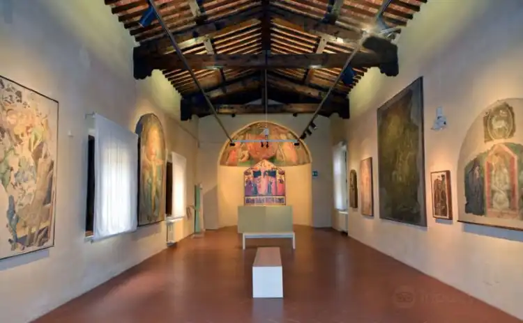 Hotels near National Museum of Medieval and Modern Art