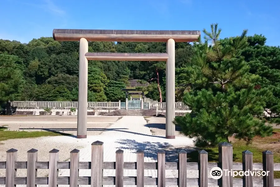 Mausoleum of Emperor Meiji at Fushimi Momoyama